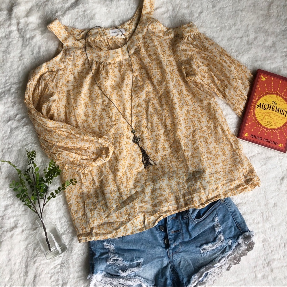 Anthropologie Meadow Rue Cold Shoulder Top